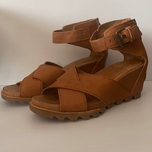 Sorel Tan Leather Sandals Size 8